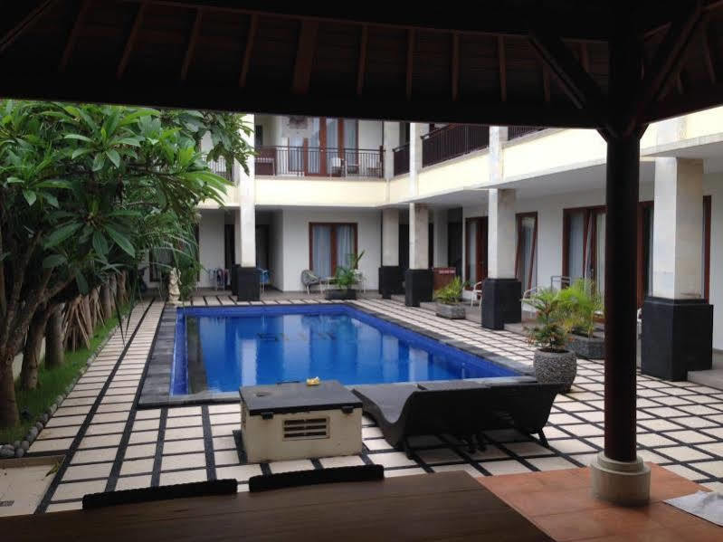 Suji Apartment Bali ภายนอก รูปภาพ